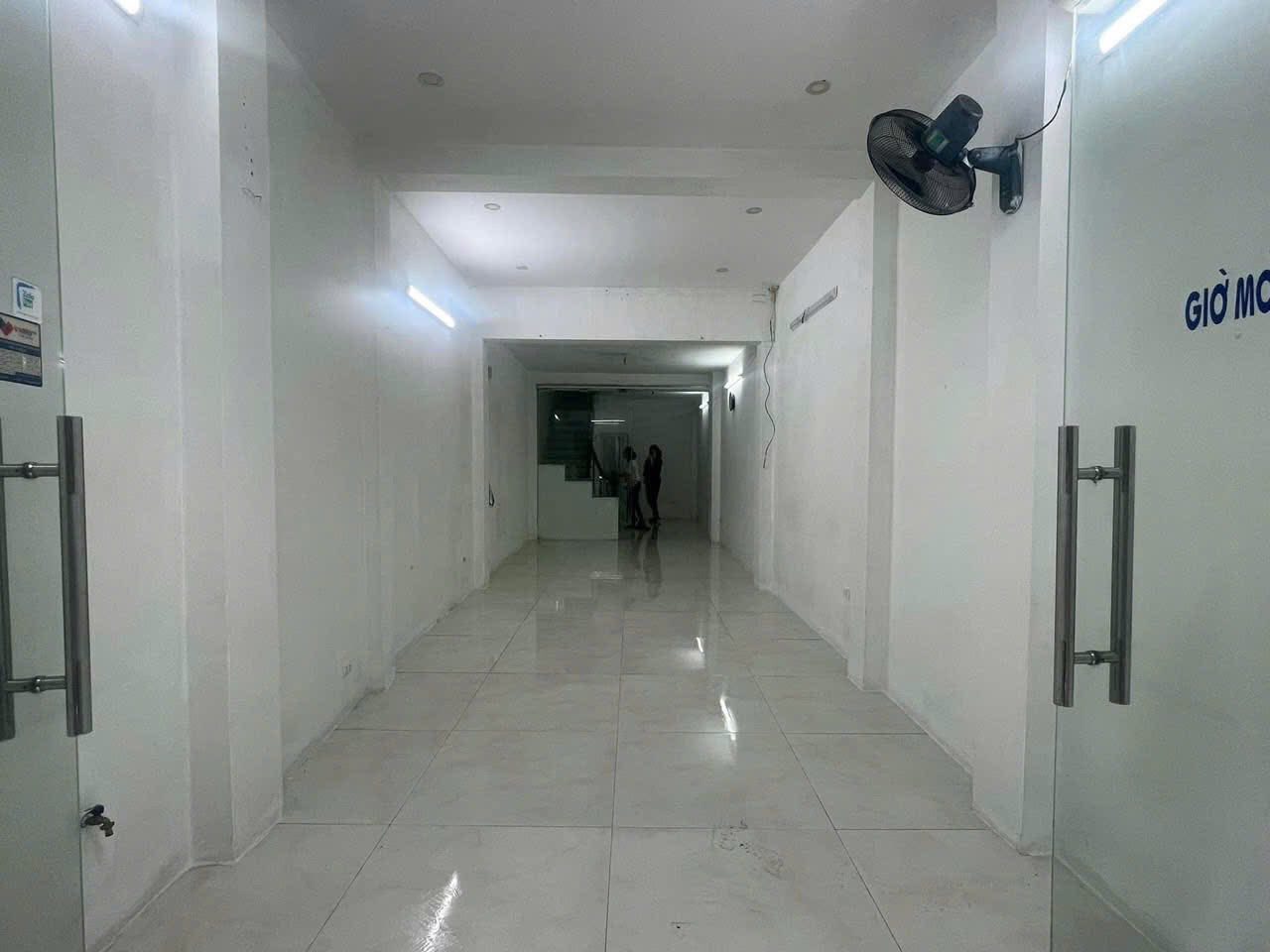 Cho thuê MBKD Phố Hoàng Ngân 12 Triệu 58m2 x 1 tầng, KD sạch, Spa, Showroom - Ảnh 1